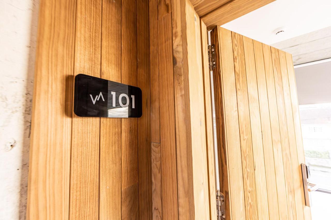 Hospedium Hotel Devalar Do Mar กามาริญาส ภายนอก รูปภาพ